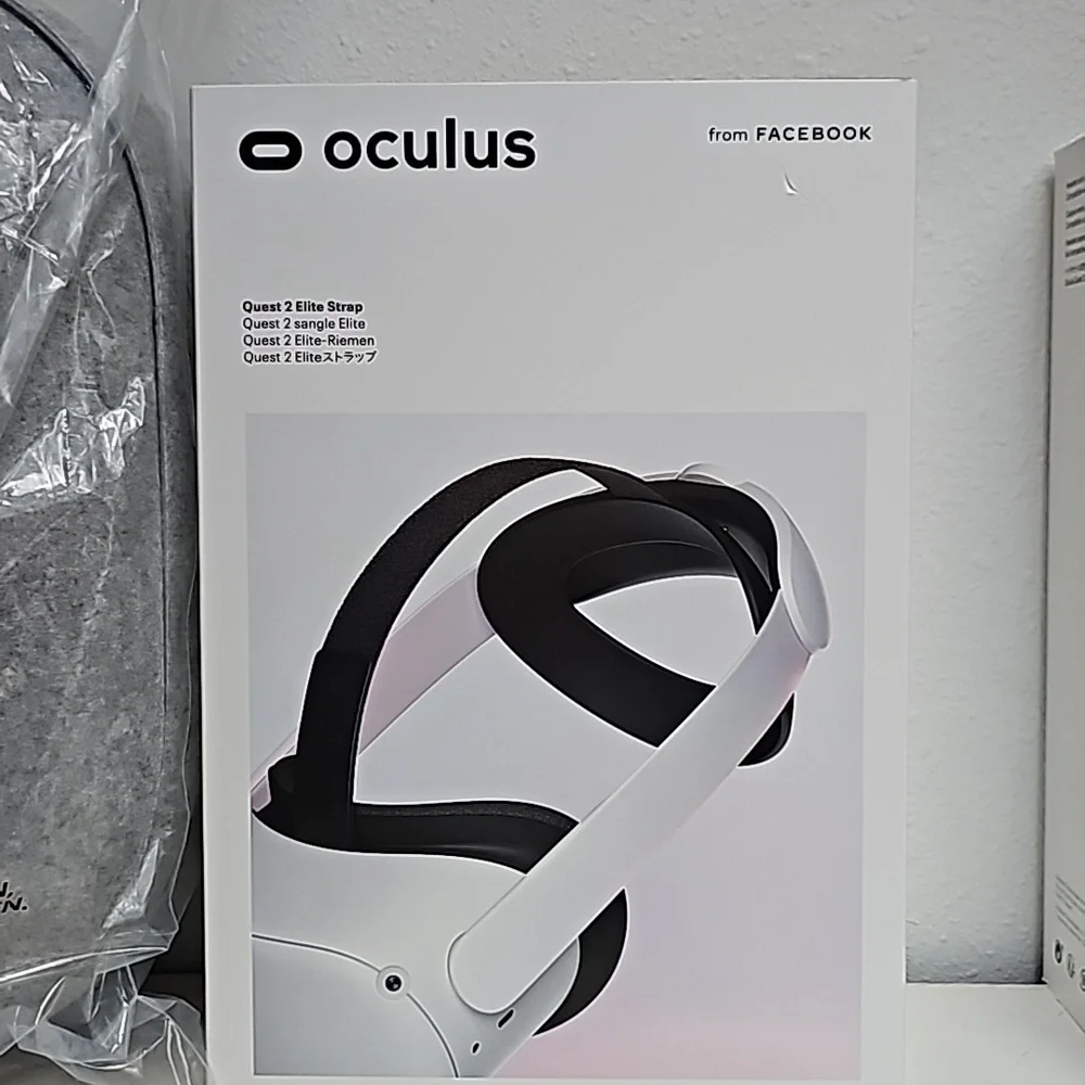 Oculus guest 2 carry case and elite strap